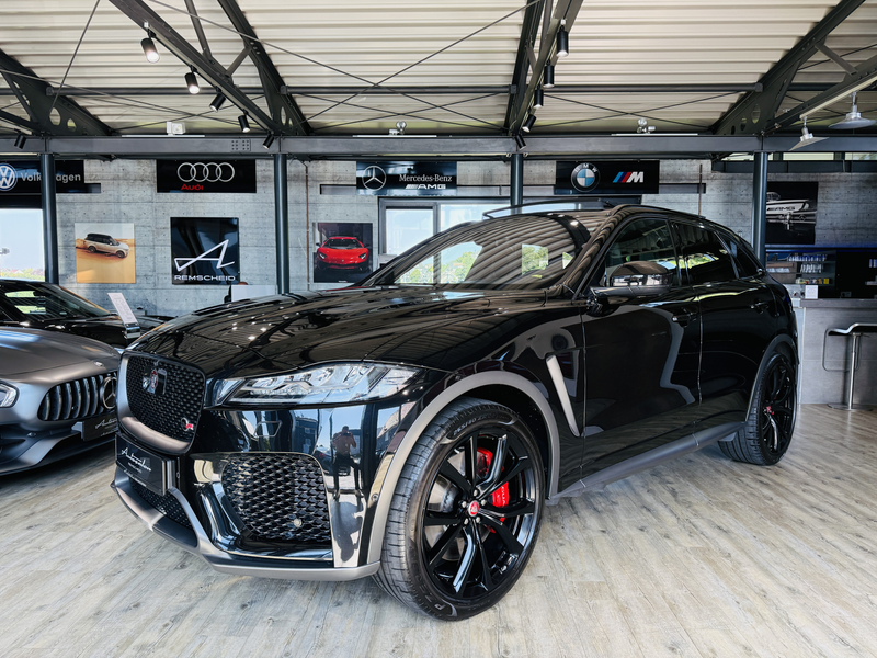 Jaguar F-Pace SVR AWD*PANO*AHK*HEADUP*360°KAM*22.Z*ACC