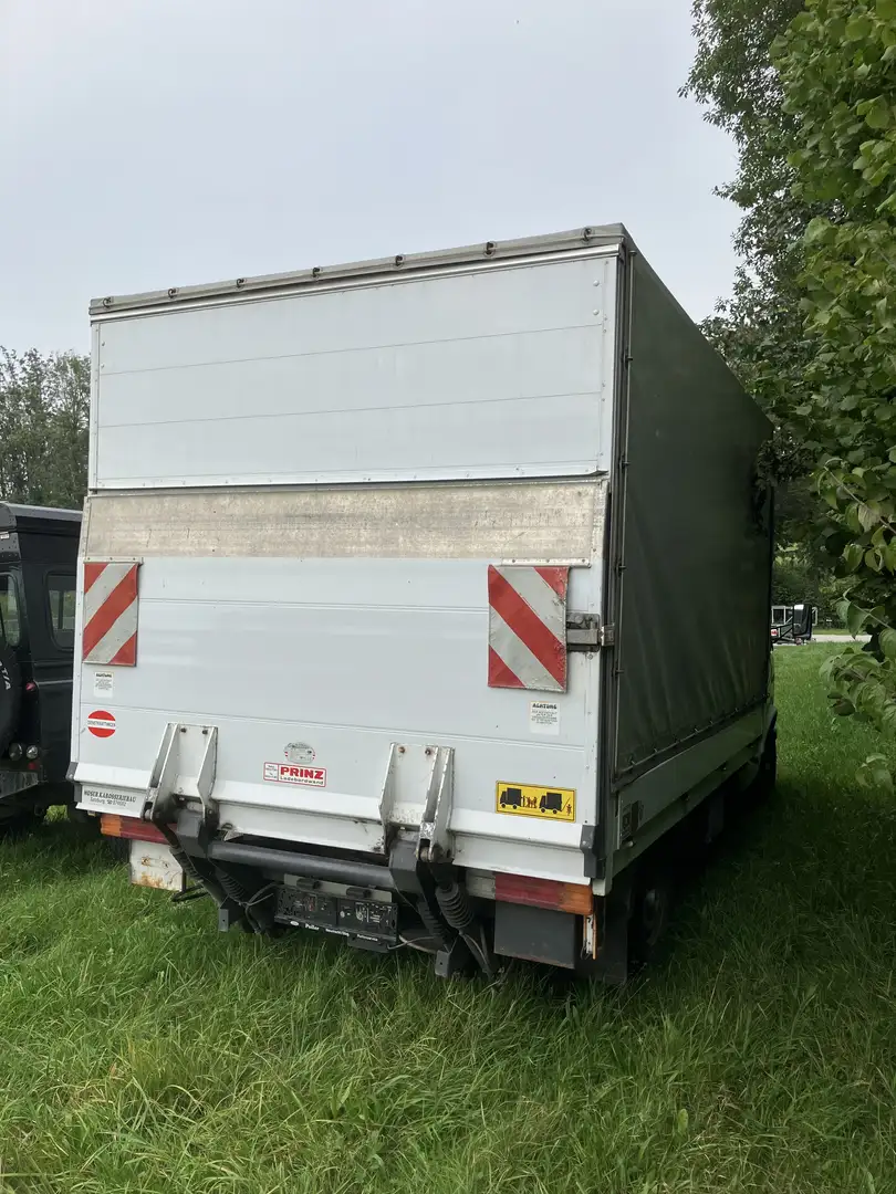 Mercedes-Benz 308 Blanc - 2