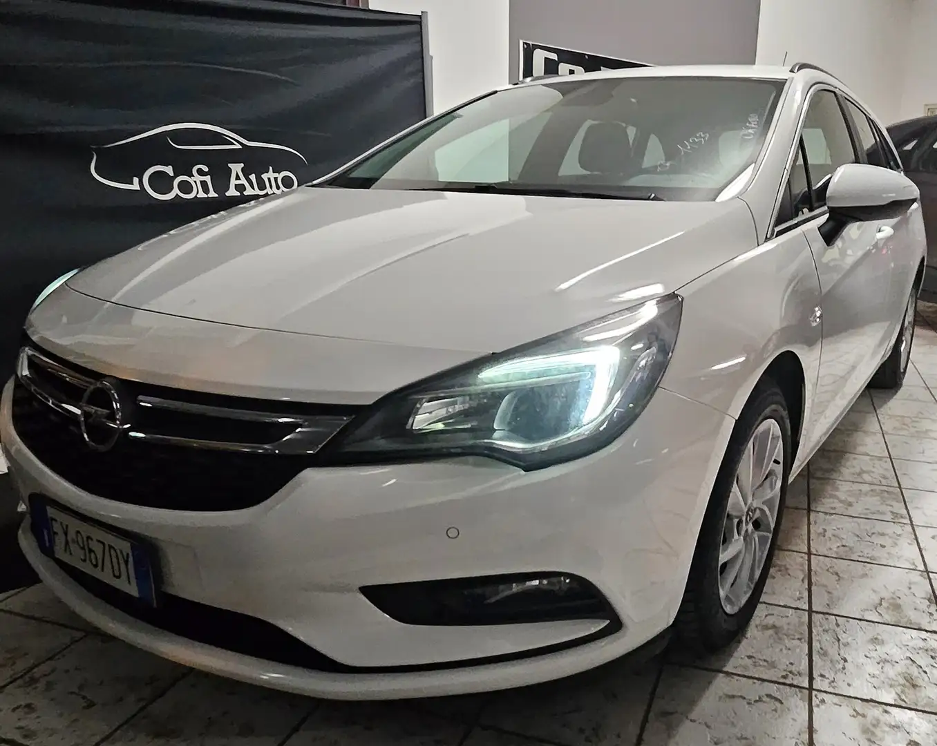Opel Astra Astra Sports Tourer 1.6 cdti Innovation s Bianco - 1
