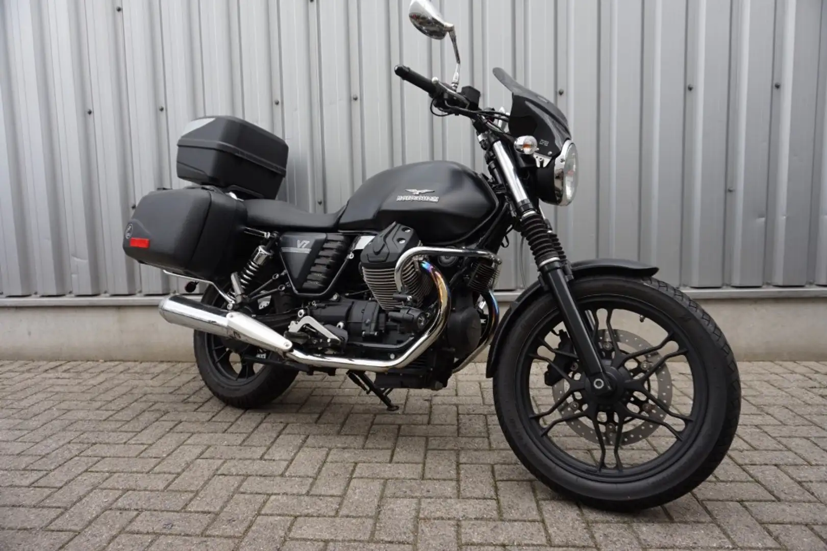 Moto Guzzi V 7 - Zwart - 2