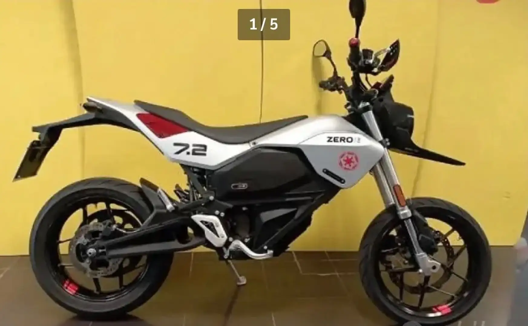 Zero Zero FXE 7.2 Argento - 1