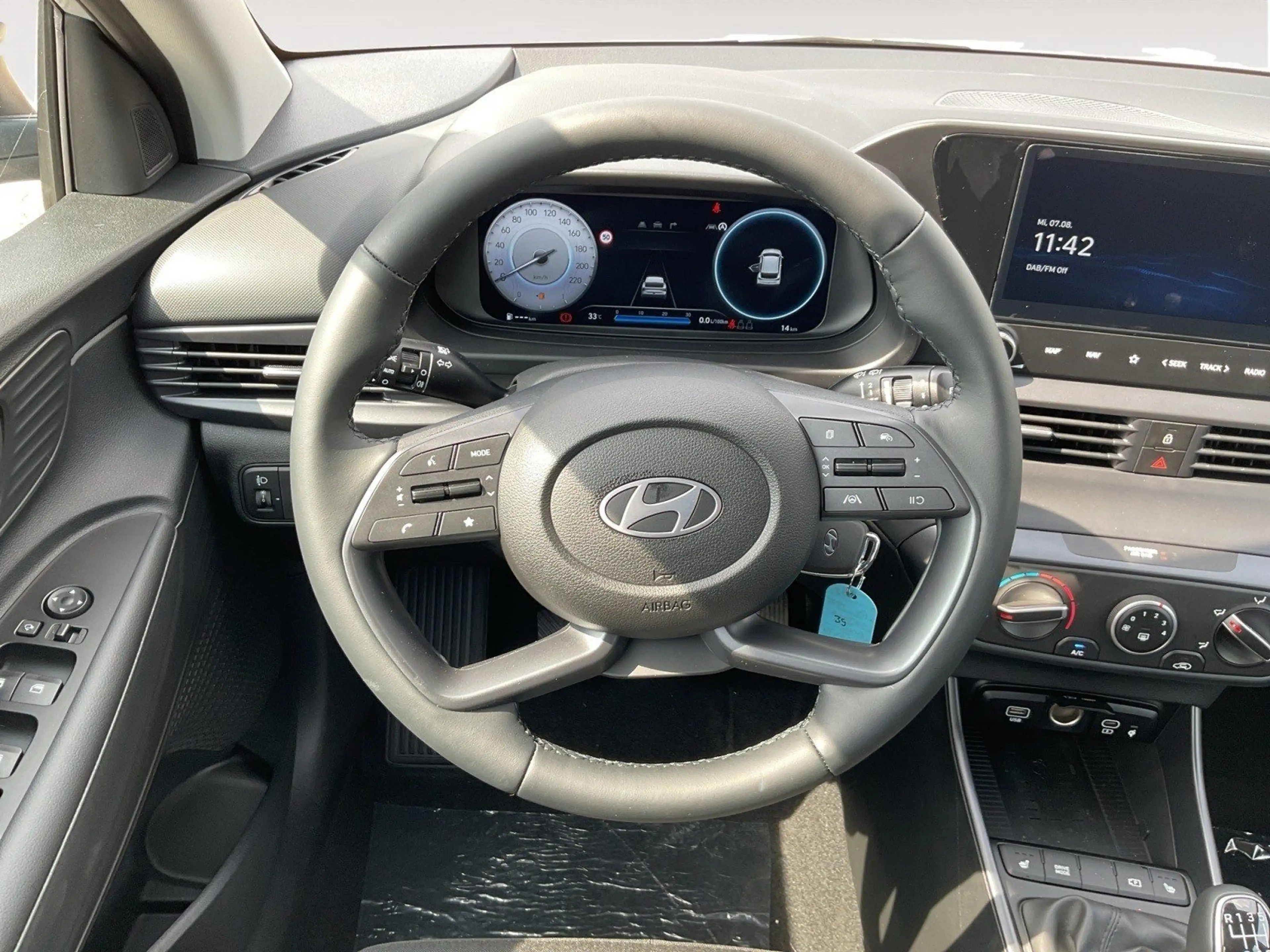 Hyundai i20 Trend (90 PS) 7-DCT Bose LED Navi Klima SHZ EPH RF — photo 12