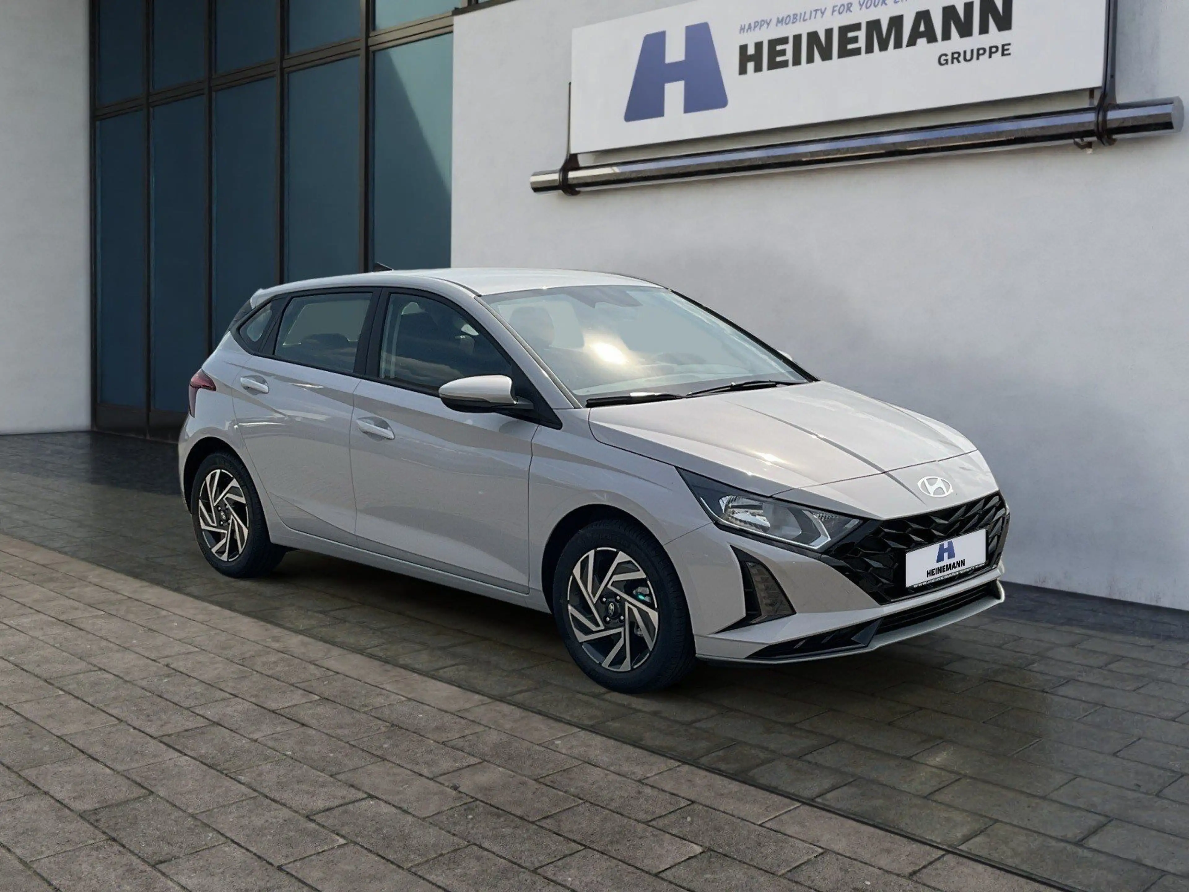 Hyundai i20 Trend (90 PS) 7-DCT Bose LED Navi Klima SHZ EPH RF — photo 7