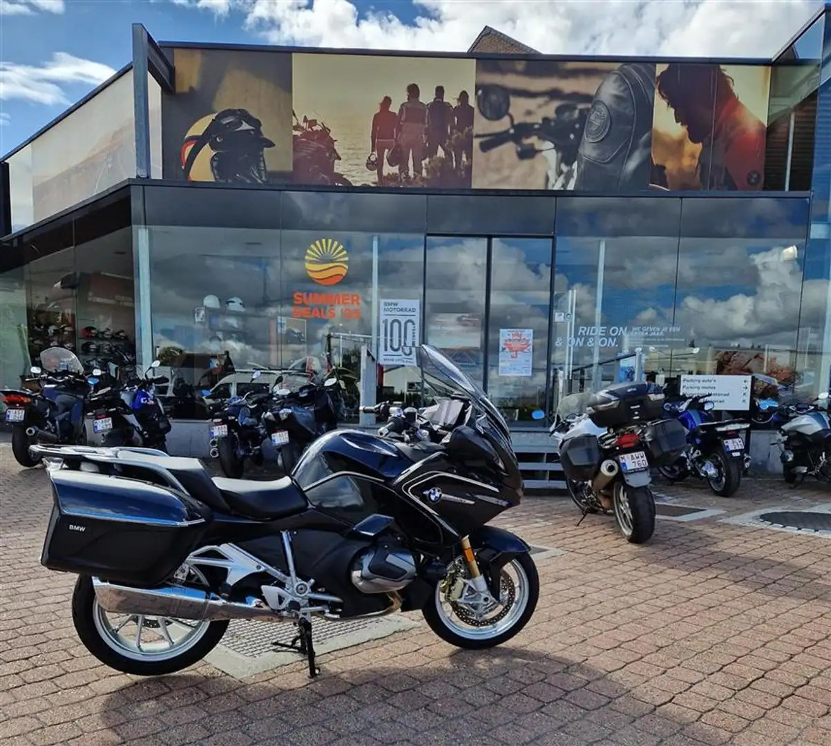 BMW R 1250 RT - Mooie occasie Zilver - 1