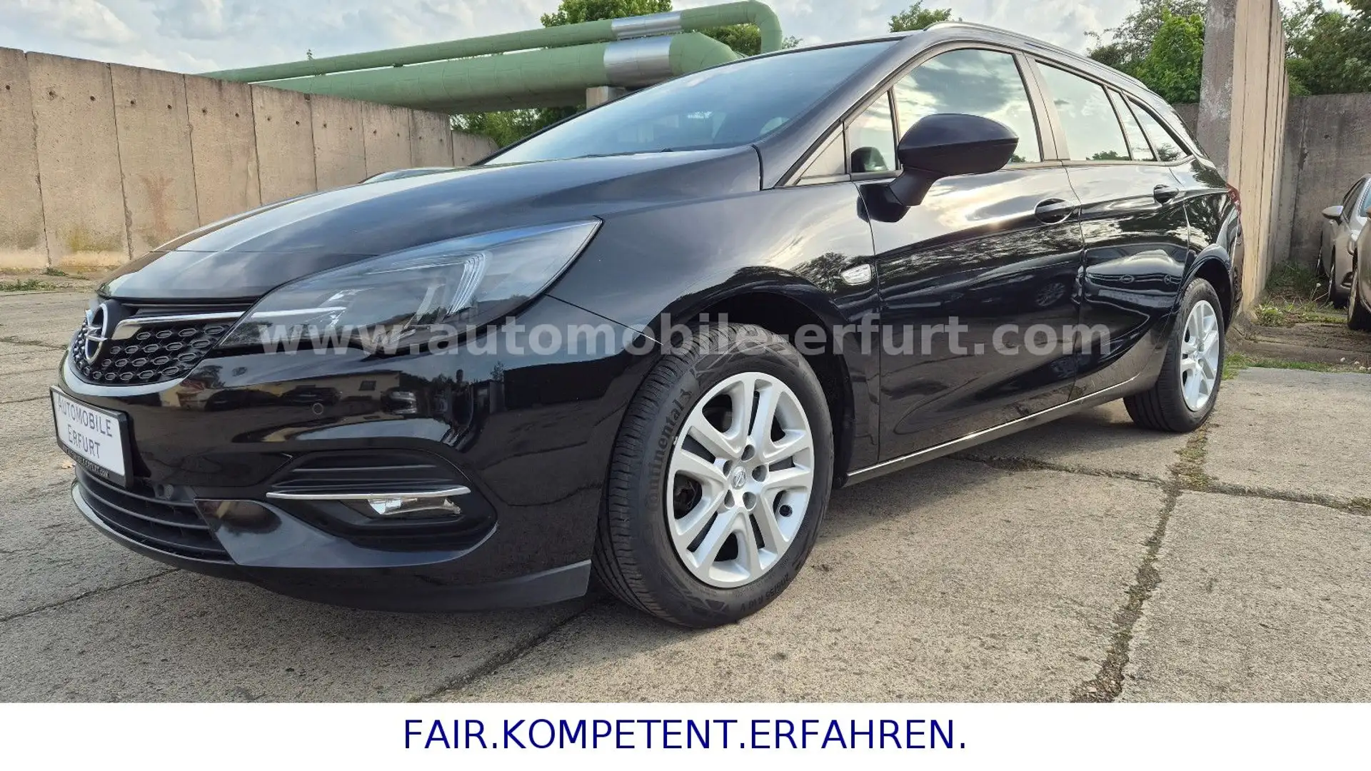 Opel Astra K Sports Tourer Edition*1.HAND*LED*NAVI* Schwarz - 1