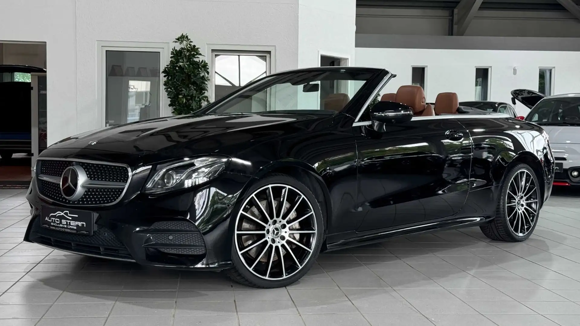 Mercedes-Benz E 400 d Cabrio 4M AMG AIRSCARF 360° "VOLL" Noir - 1