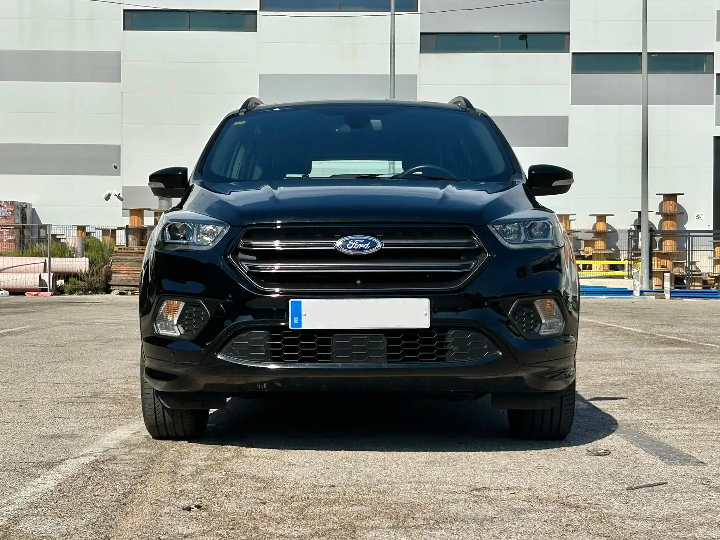 Ford Kuga Kuga 1.5 EcoB. Auto S Negro - 1