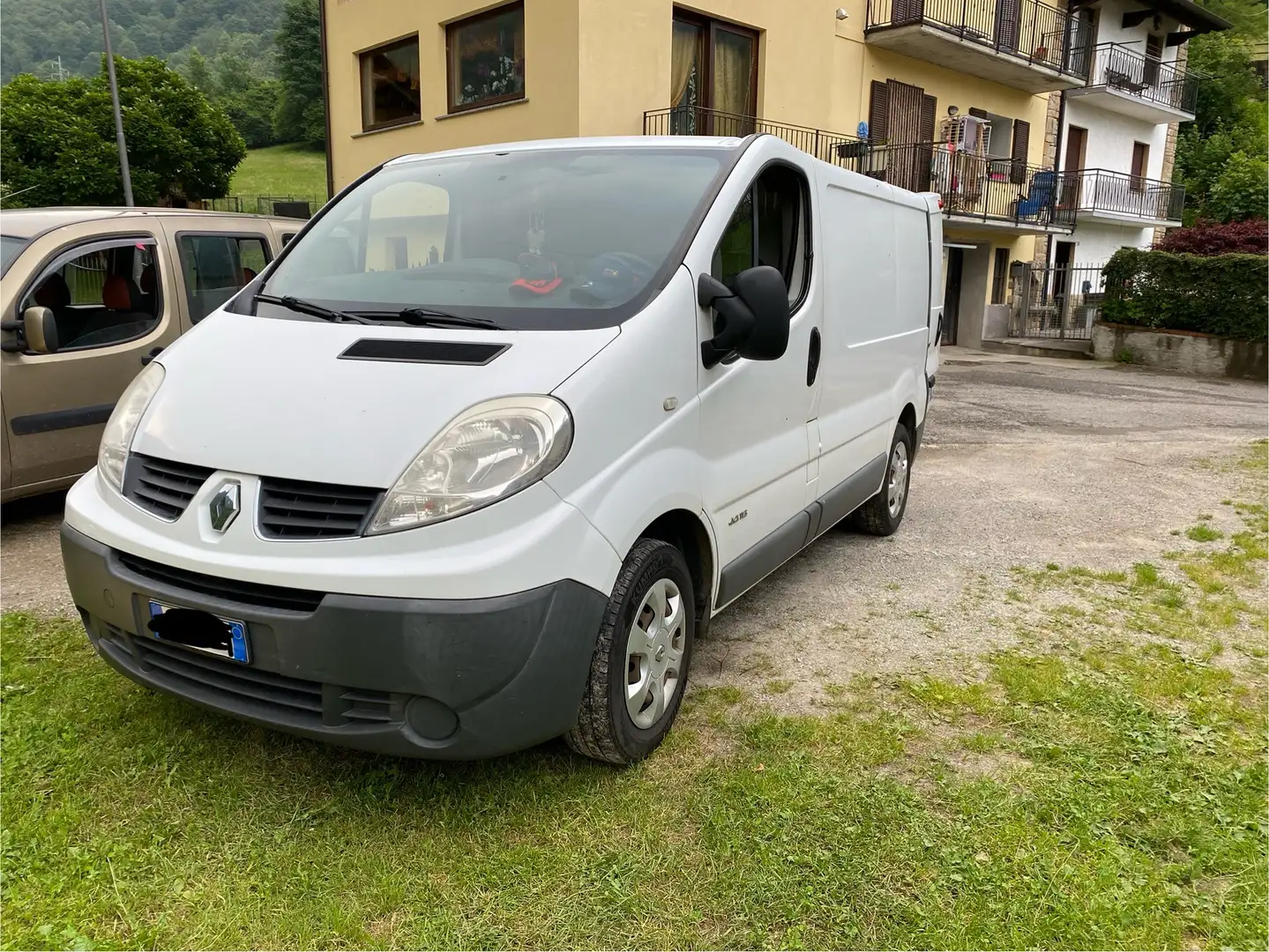 Renault Trafic - 2