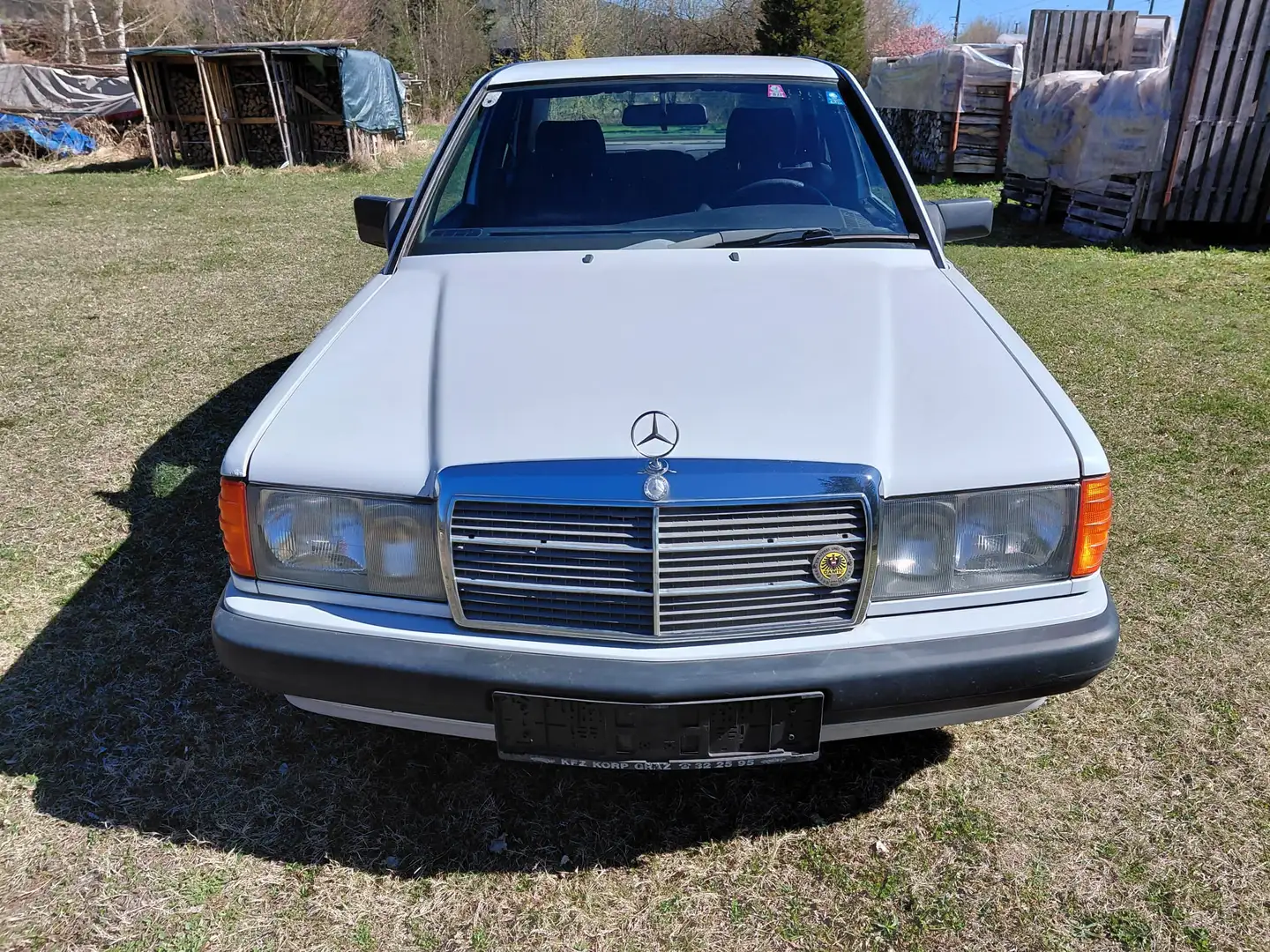 Mercedes-Benz 190 190 E 2,3 - 1