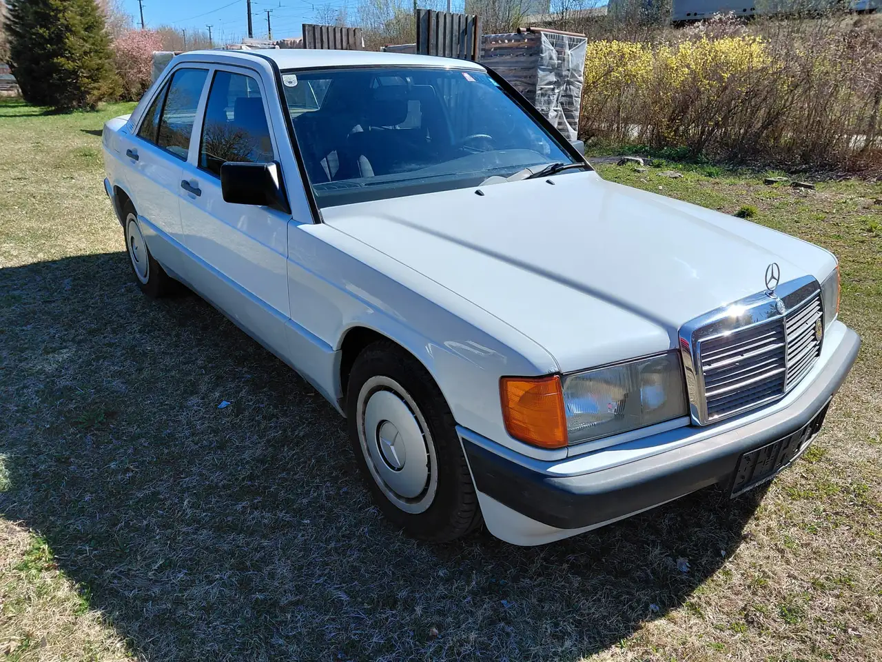 Mercedes-Benz 190 E 2,3, foto 2