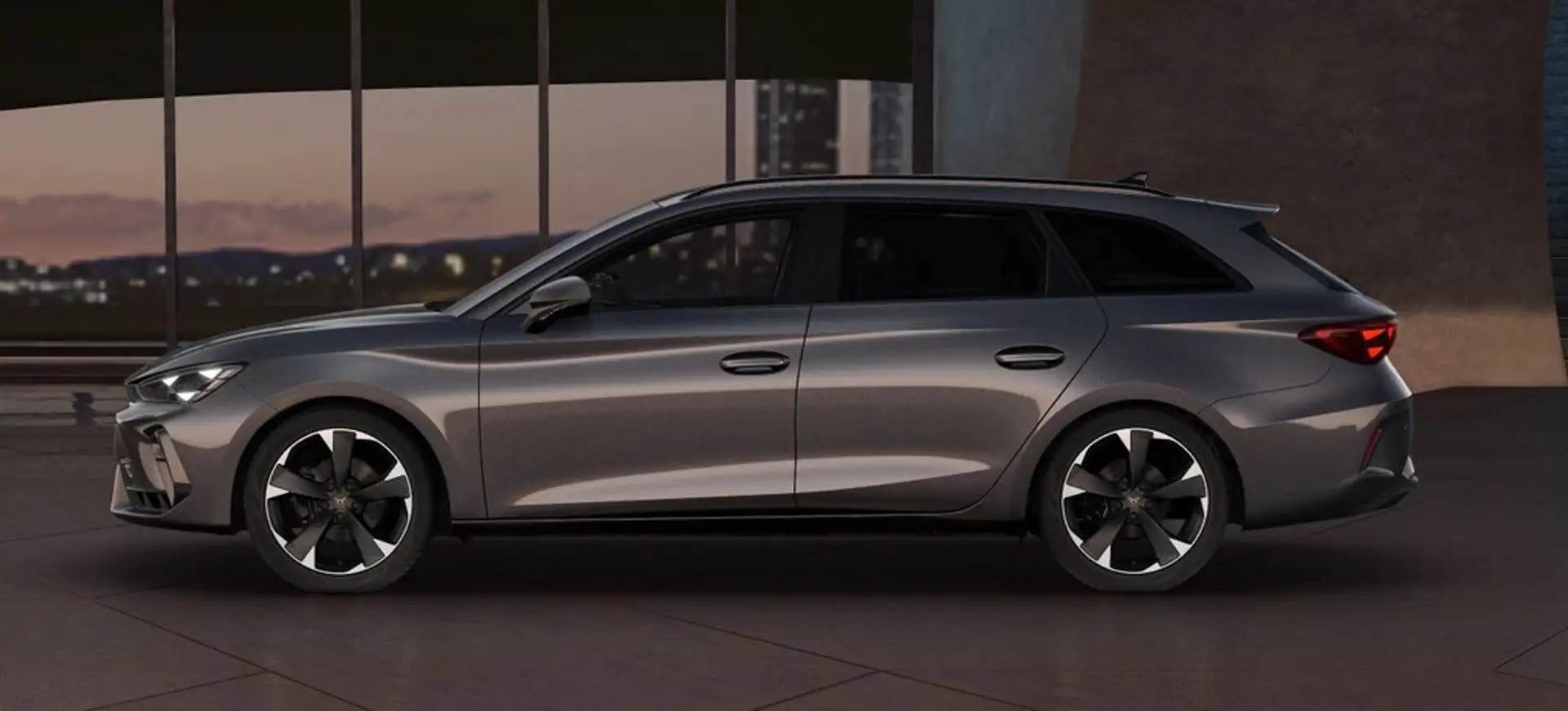 CUPRA Leon Sportstourer 1.5 e TSI 150PS DSG EDGE MATRIX Gris - 2