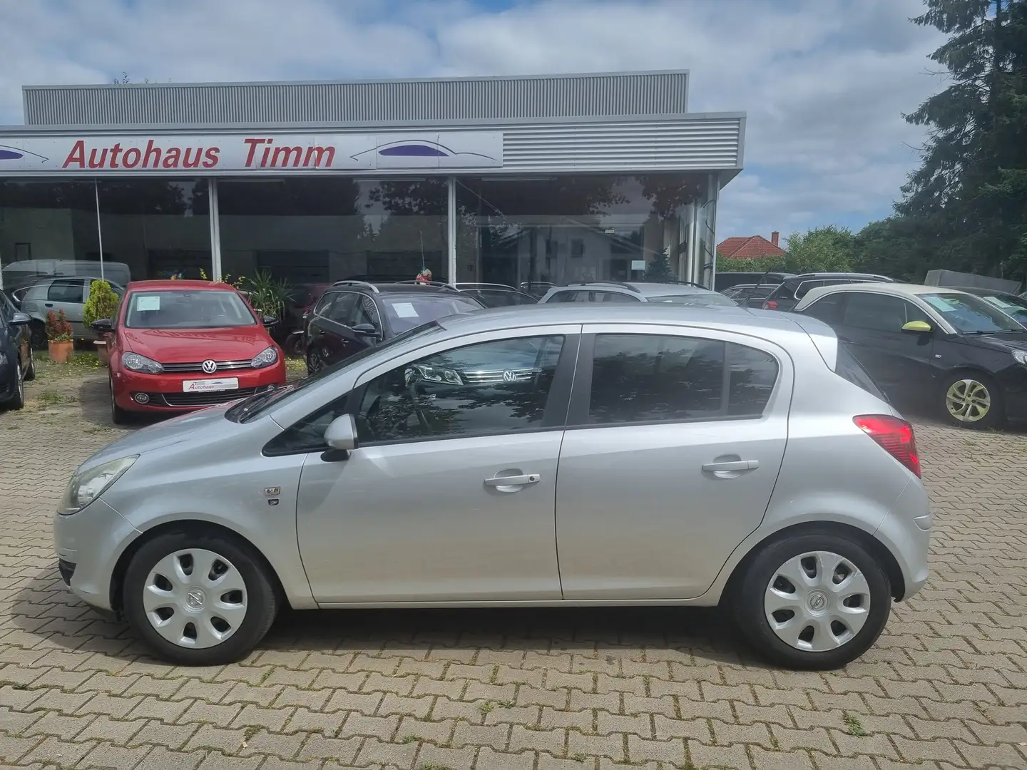 Opel Corsa 1.4 16V Edition 111 Jahre Silber - 2