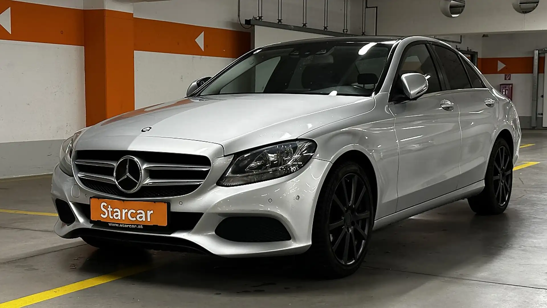 Mercedes-Benz C 180 d Avantgarde Aut. Grau - 2
