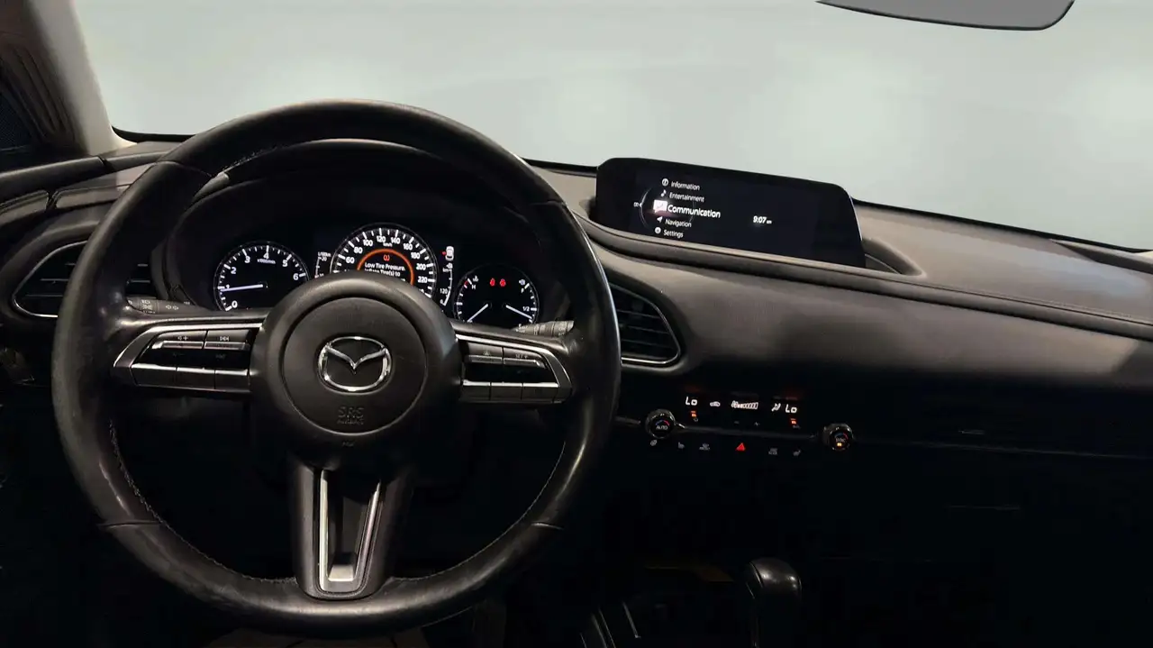Mazda CX-30 снимка Mazda CX-30