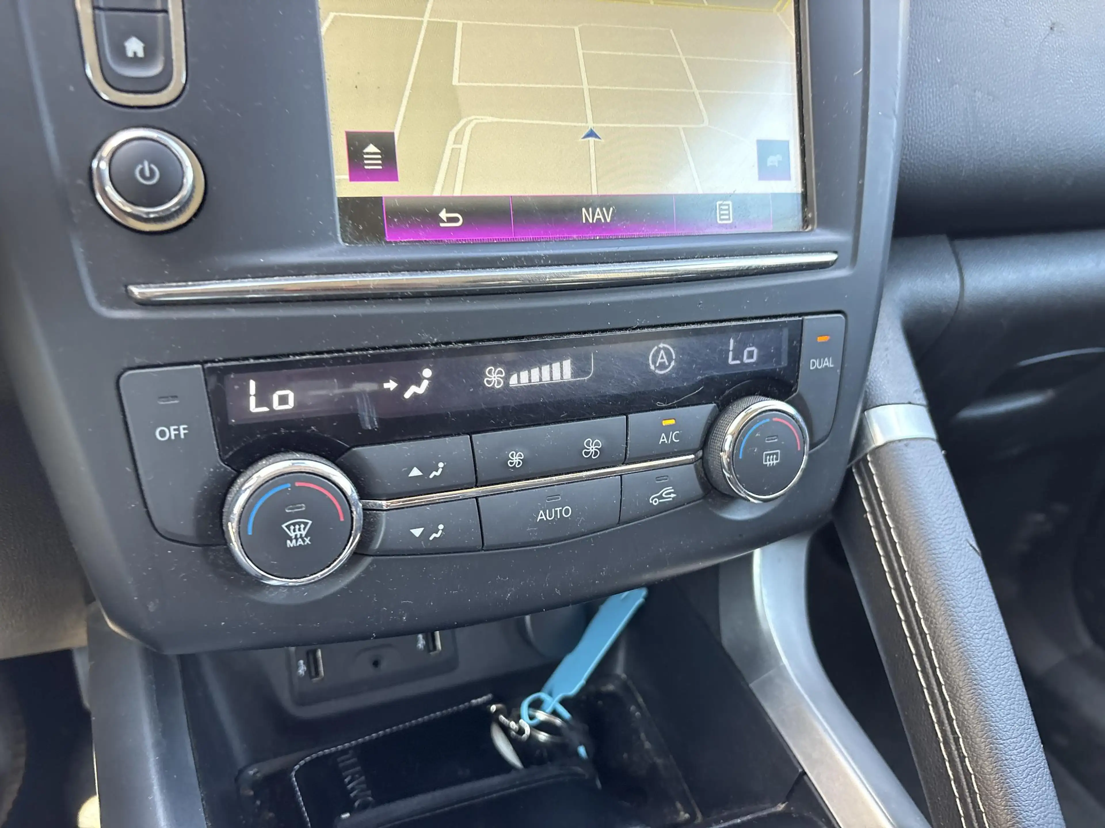Renault Kadjar 1.2 TCe Intens | Navi | 1/2 Leder | Camera | Clima — photo 11