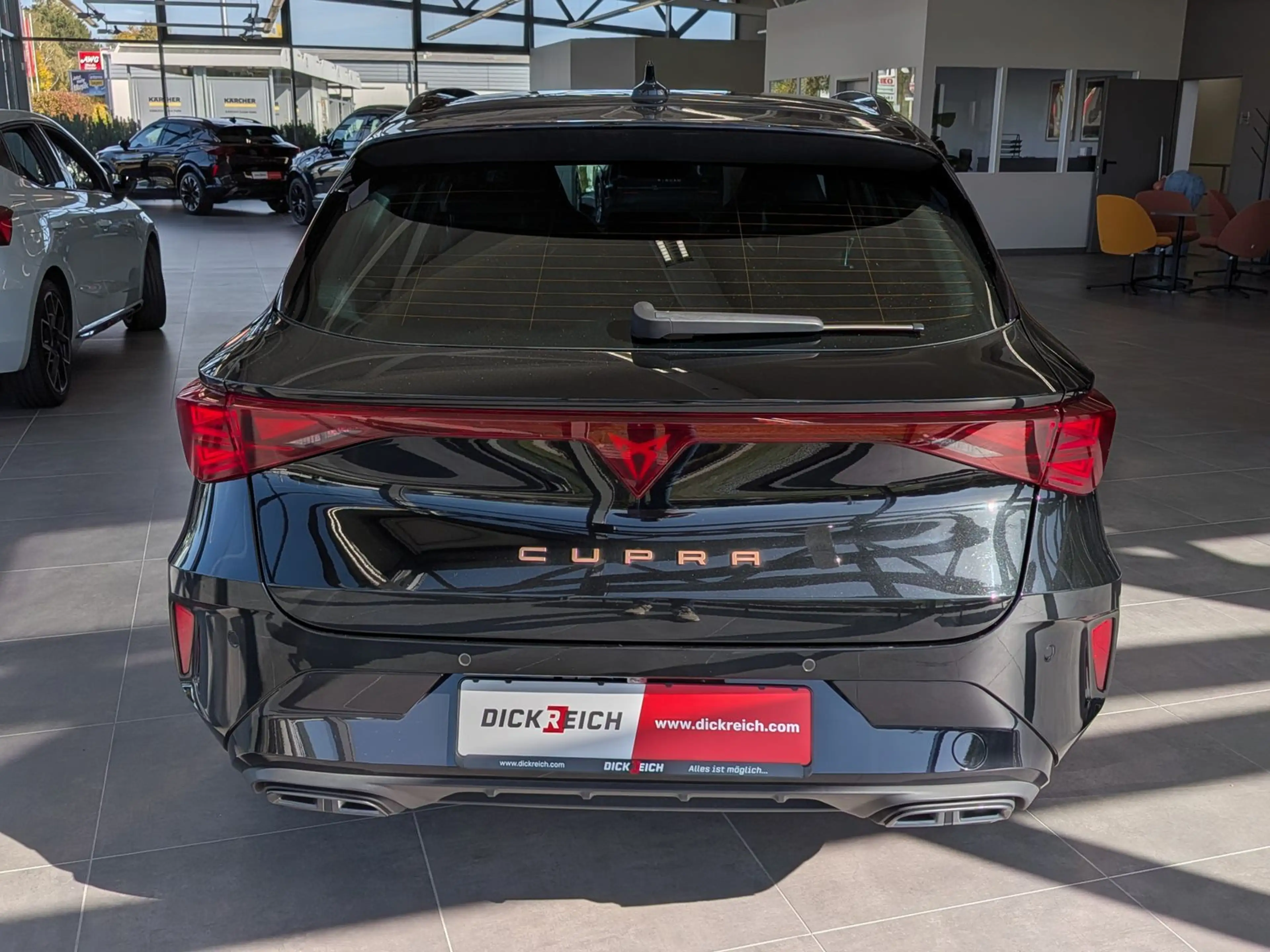 CUPRA Leon 2.0 DSG Dynamic/Edge-Paket Navi AHK 5J-Gara — photo 7