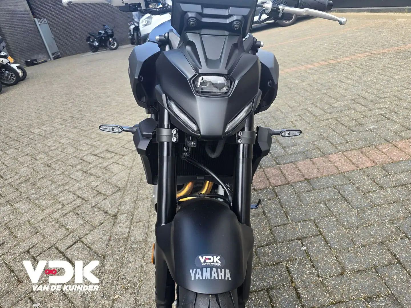 Yamaha MT-07 Y-AMT Negro - 2