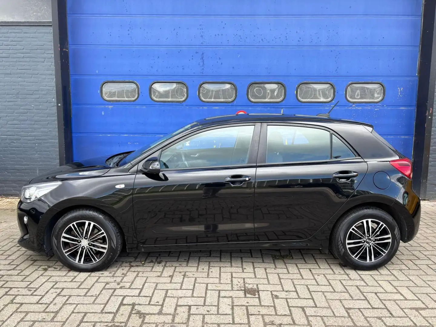 Kia Rio 1.0 TGDI 2018 NAP,Carplay,Airco,dealer onderhoud Zwart - 2