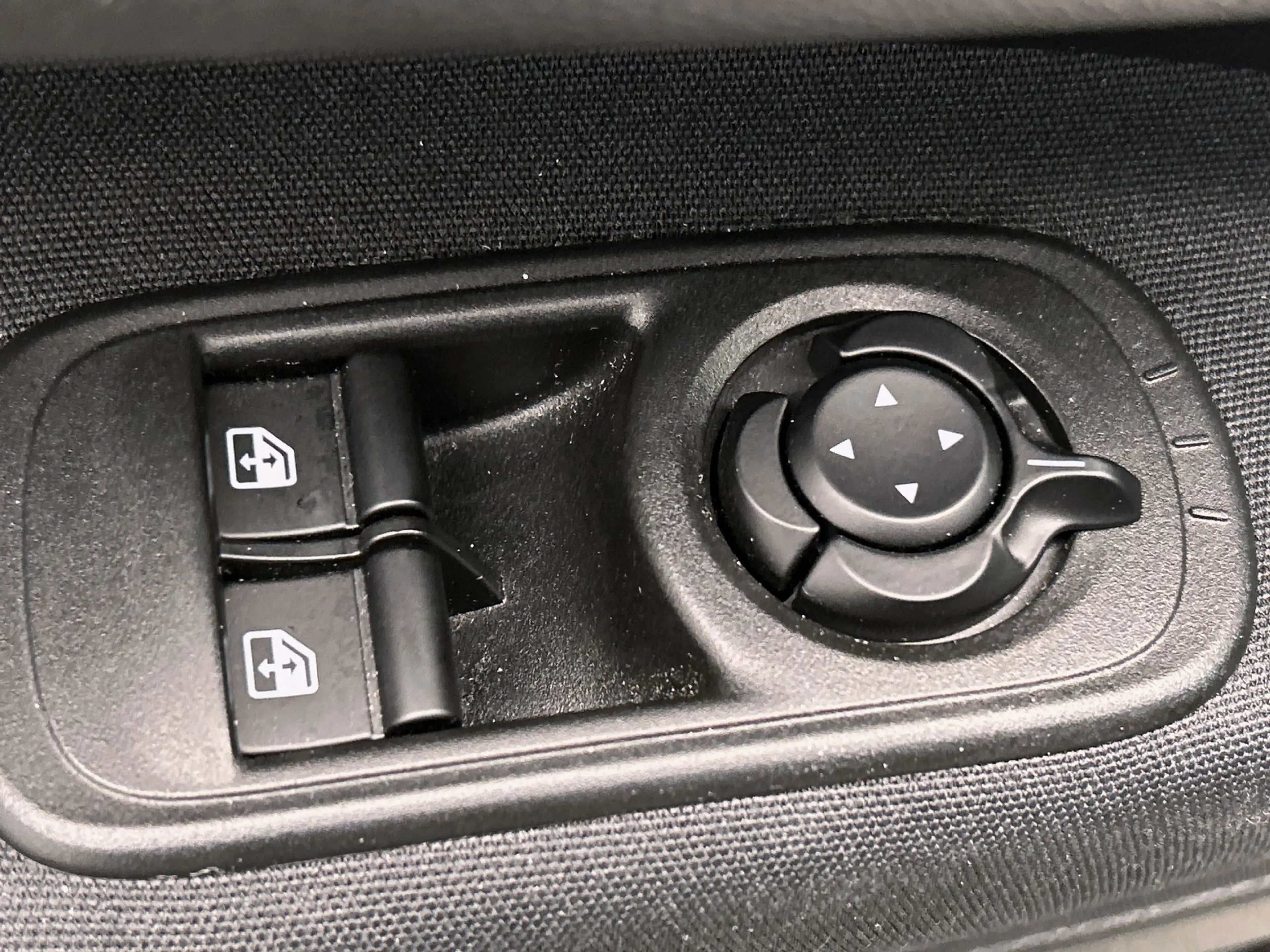 Fiat 500e Icon 24 kWh | Apple/Carplay | Climate/Control | Cr — photo 29