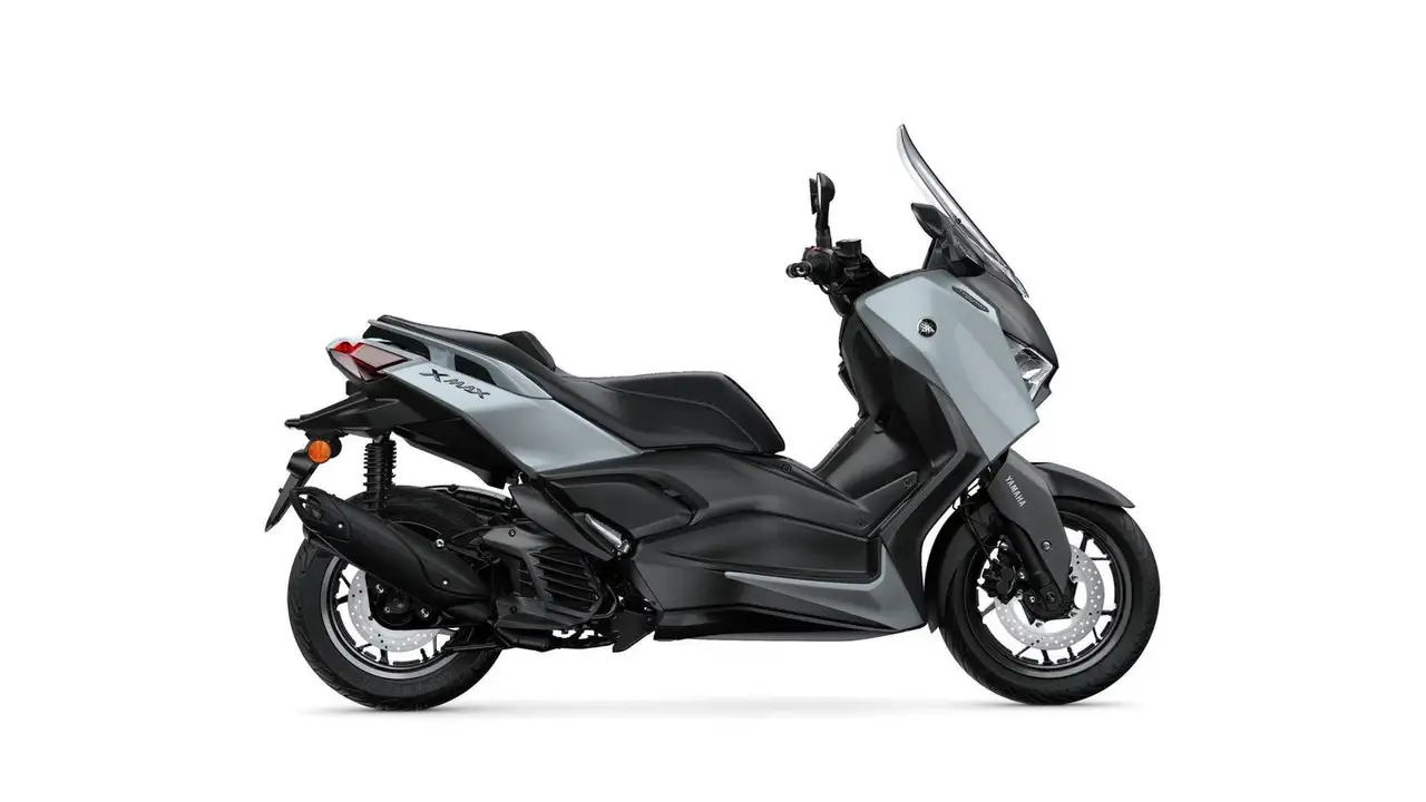 Yamaha X-Max 125