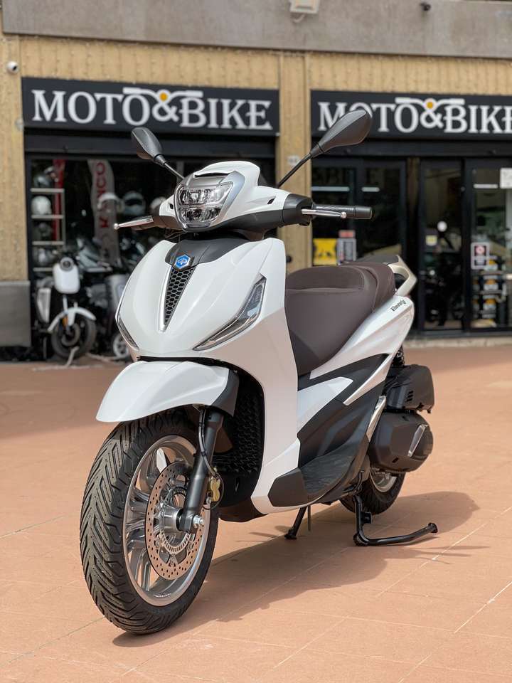 Piaggio Beverly 310