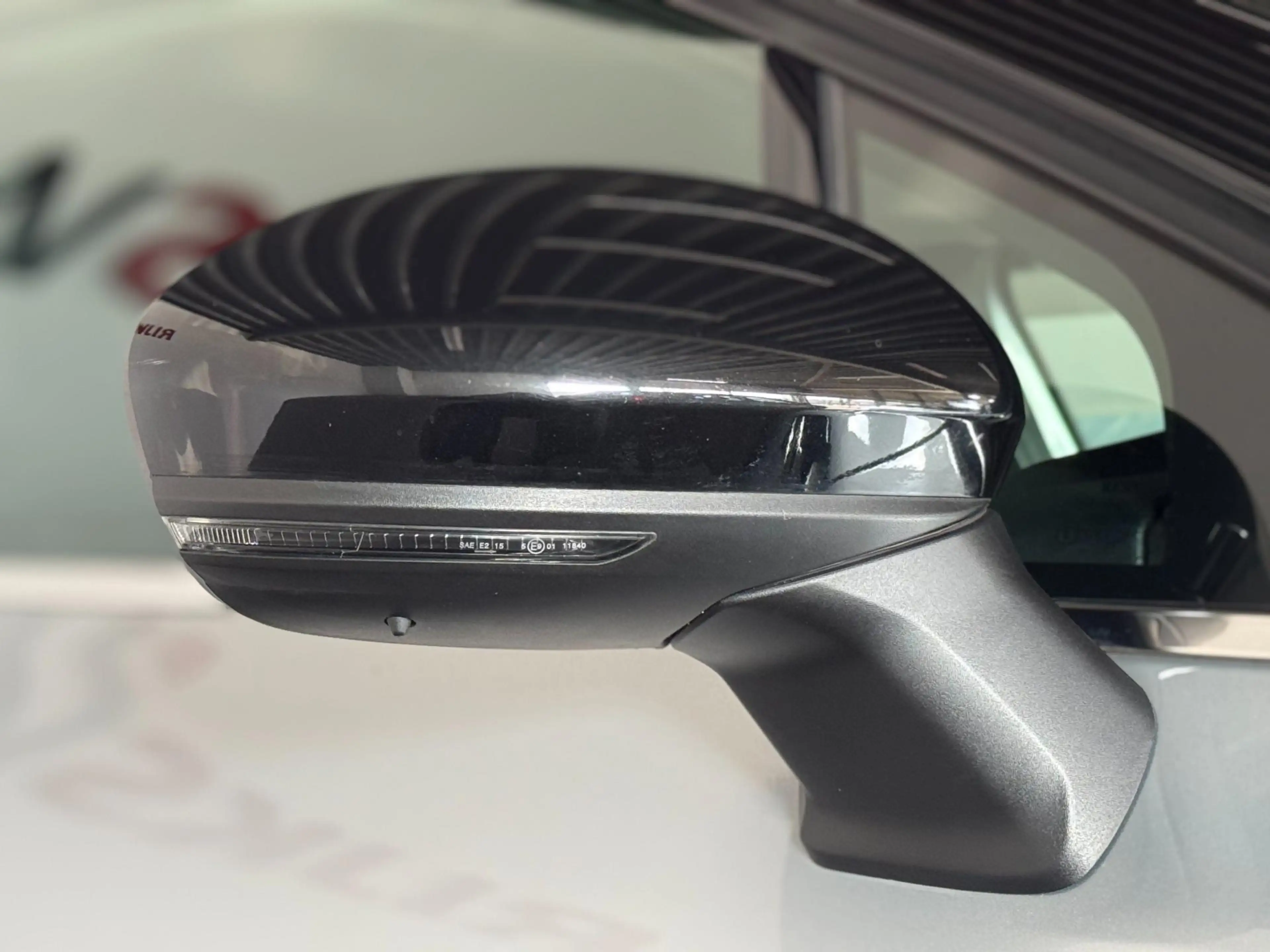 Renault Captur 1.3 TCe 140 Intens Carplay/Navi/Camera/Keyless — photo 13