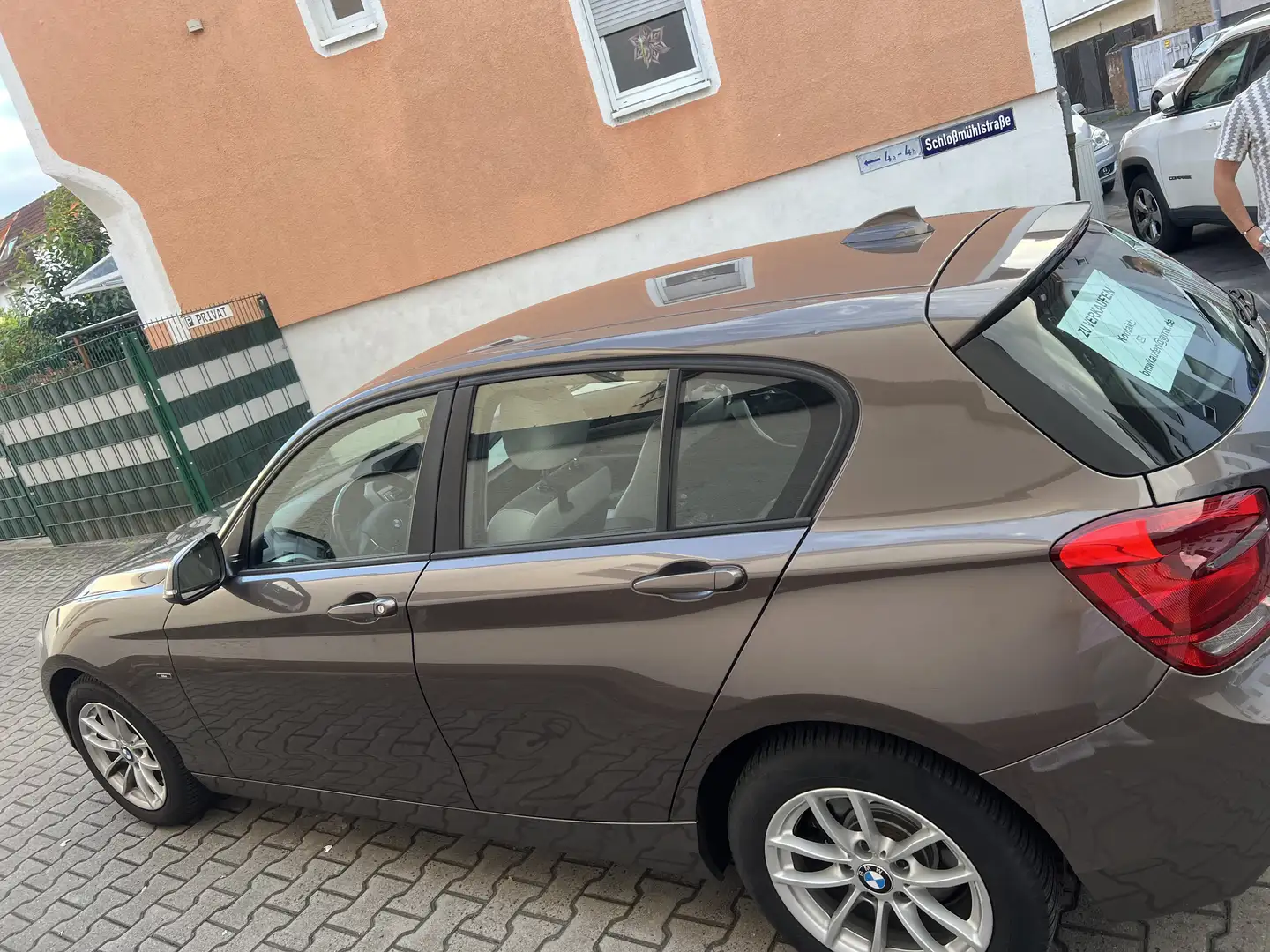 BMW 118 118d Urban Line - 1