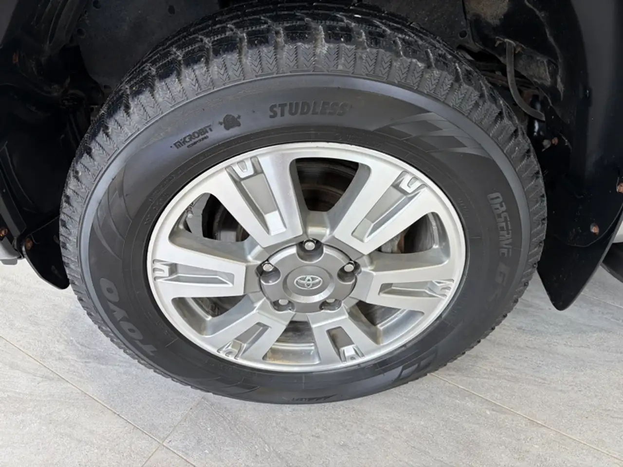Toyota Tundra снимка Toyota Tundra