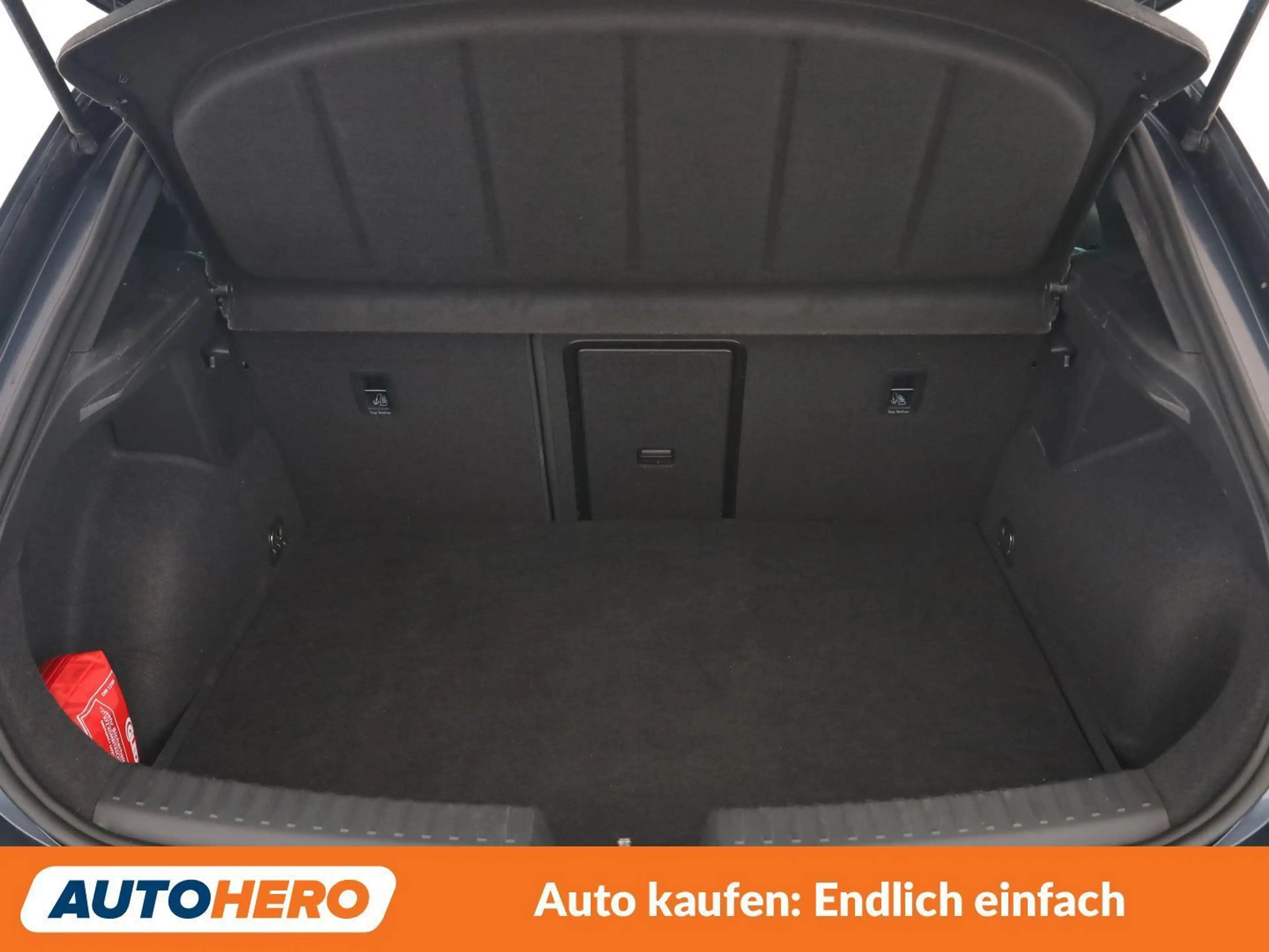 SEAT Leon e-Hybrid 1.4 TSI e-HYBRID FR — photo 17