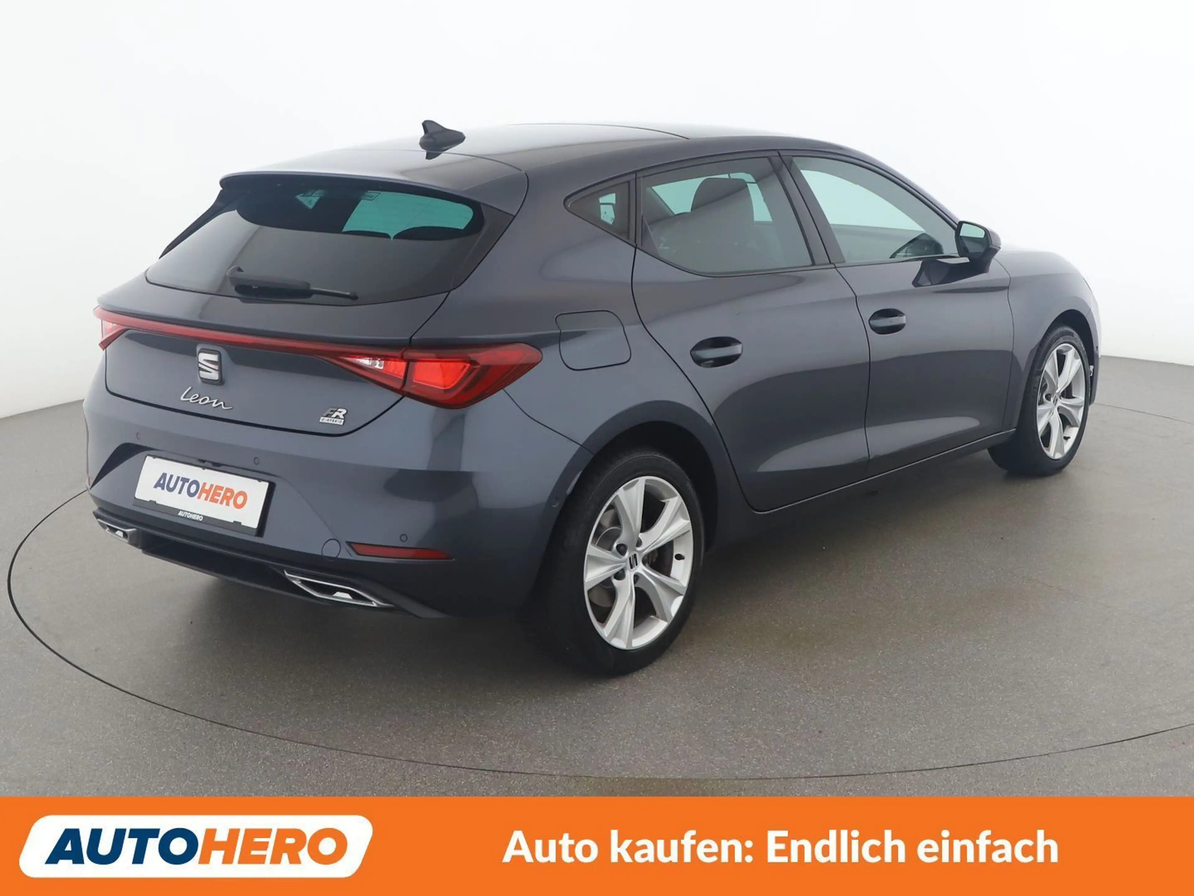 SEAT Leon e-Hybrid 1.4 TSI e-HYBRID FR — photo 6