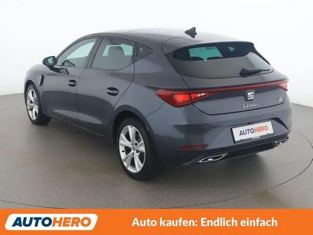Seat Leon view 4