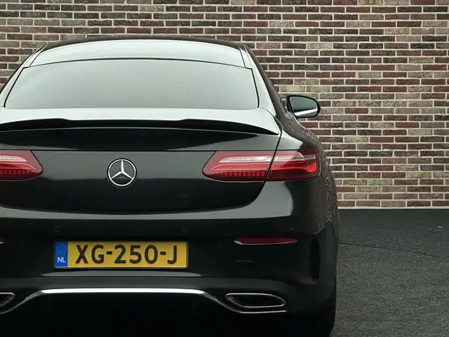 Mercedes-Benz E-Class view 25