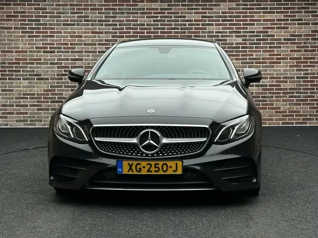 Mercedes-Benz E-Class view 5