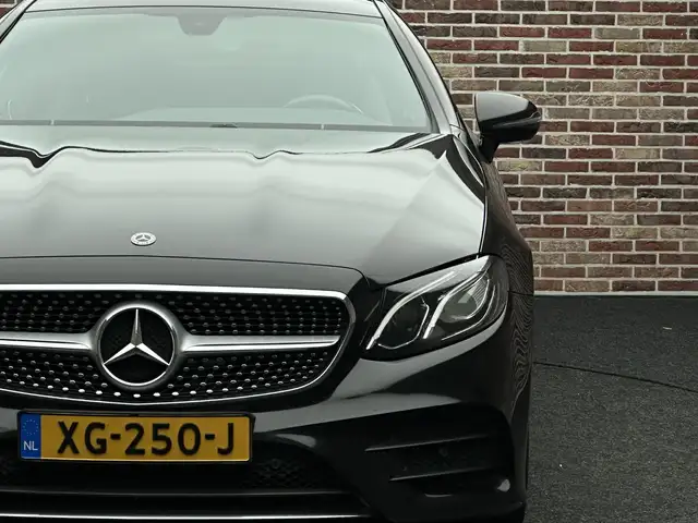 Mercedes-Benz E-Class view 23