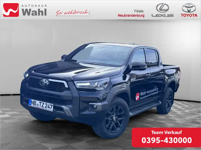 Toyota Hilux 2.8 Double Cab Invincible 4x4