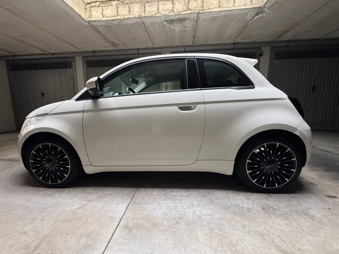 Fiat 500e 23,65 kWh Action Bianco - 2