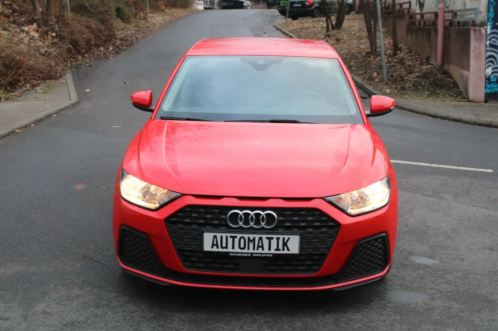 Audi A1 Sportback 30 TFSI Autom Navi Virtual Cockpit Rot - 2