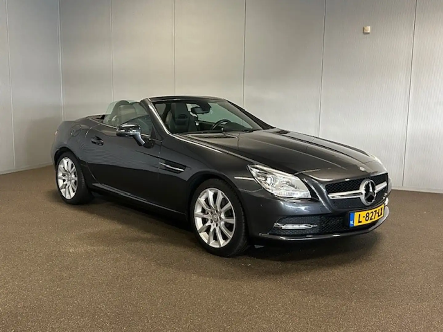 Mercedes-Benz SLK 200 Automaat-AIRSCARF-NAVIGATIE-LEDER-PTS-STOELVERWAMI Grijs - 1