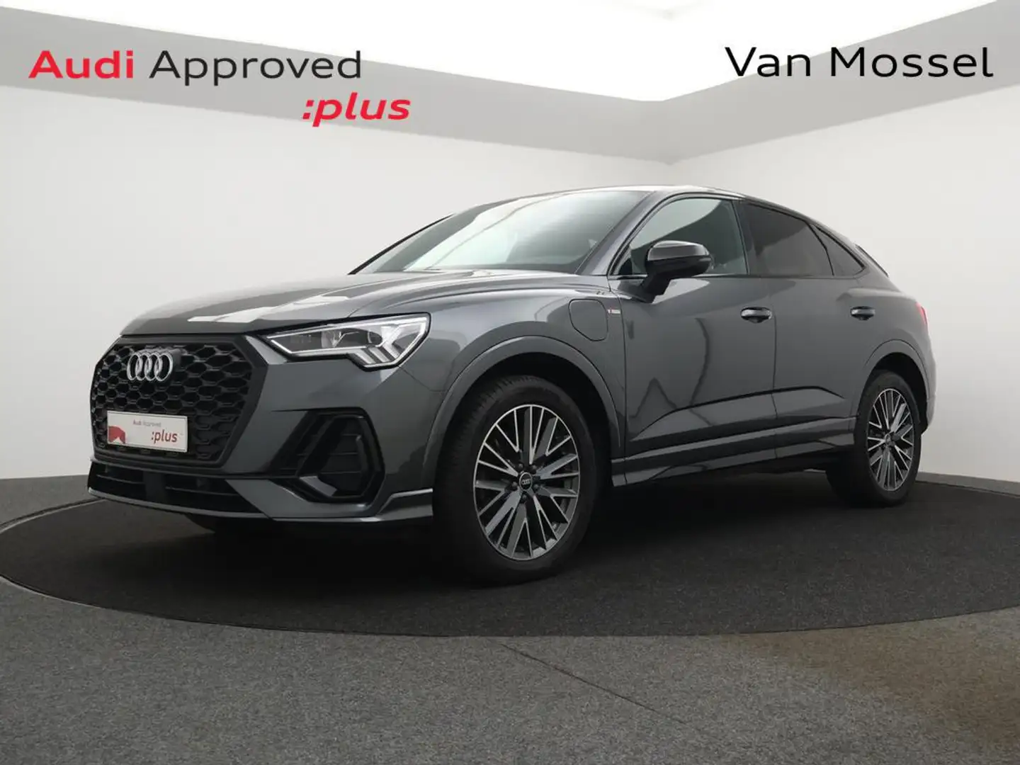 Audi Q3 Sportback PHEV Audi Q3 Sportback S line 45TFSIe 245PK *SHADOWLOOK*NAVI*APP CONNECT*BLTH*CRUISE*PDC*DIGITAL DASHBOARD*... Grey - 1