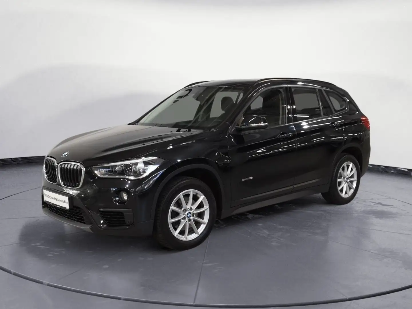 BMW X1 sDrive18i Advantage Klimaaut. PDC RFT Schwarz - 2