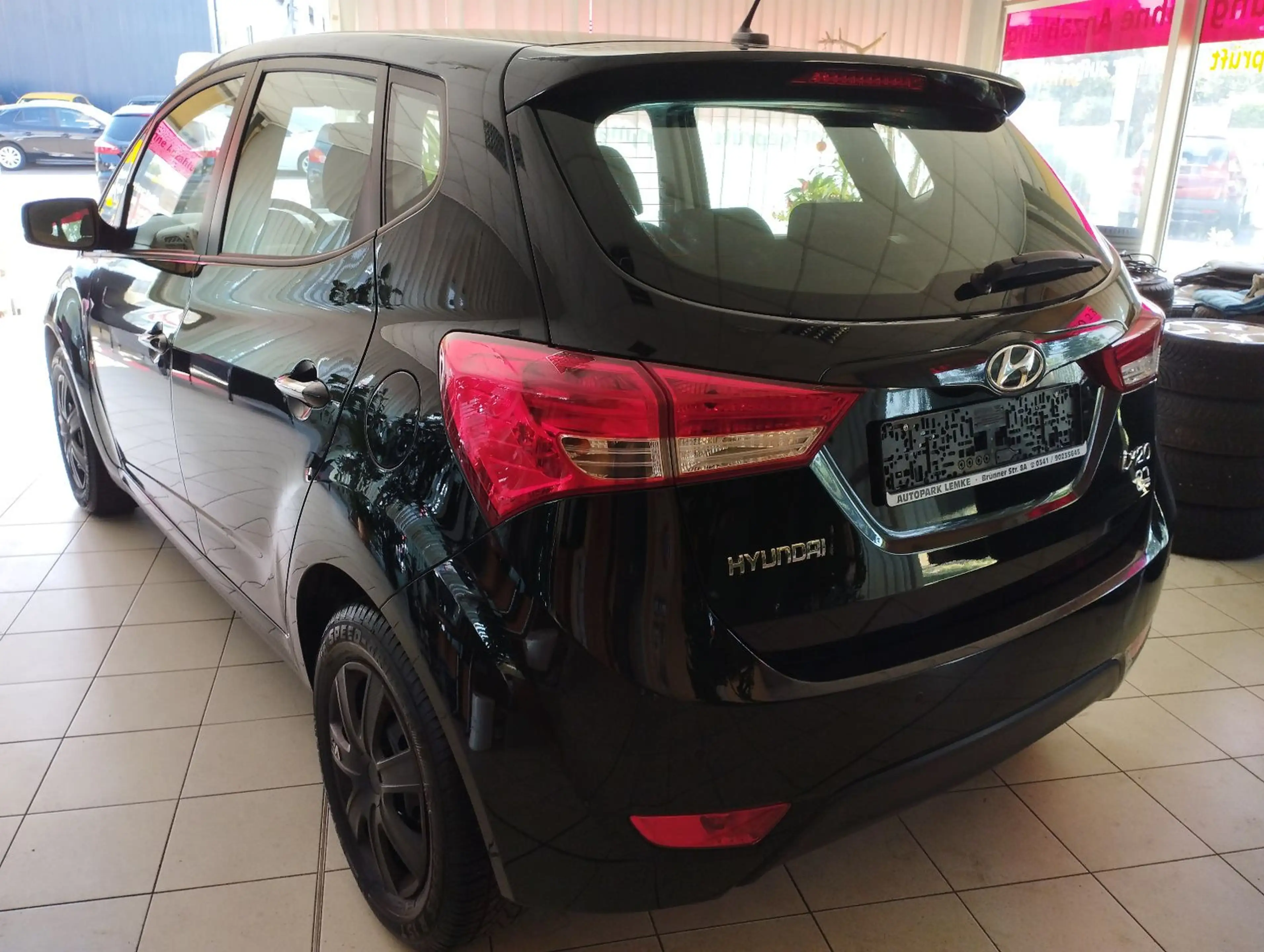 Hyundai iX20 Classic-20 Jahre-Klima-Sitzheizung-PDC — photo 5