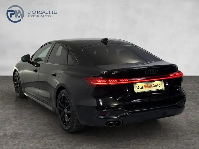 Audi A5 view 4