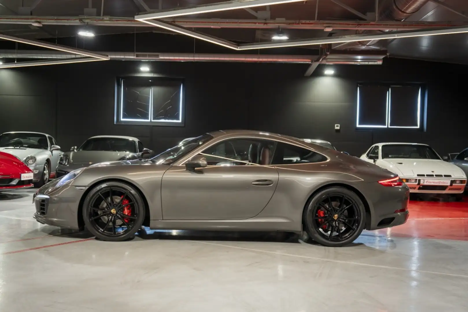Porsche 991 Carrera Coupé PDK Gris - 2