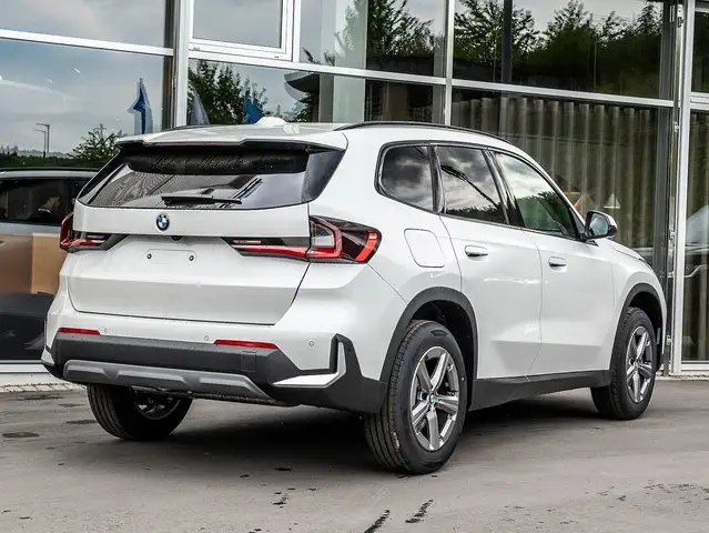 BMW X1 view 2