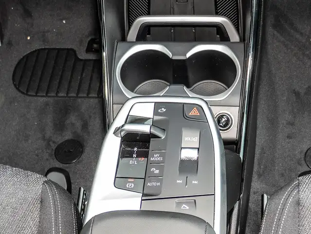 BMW X1 view 8