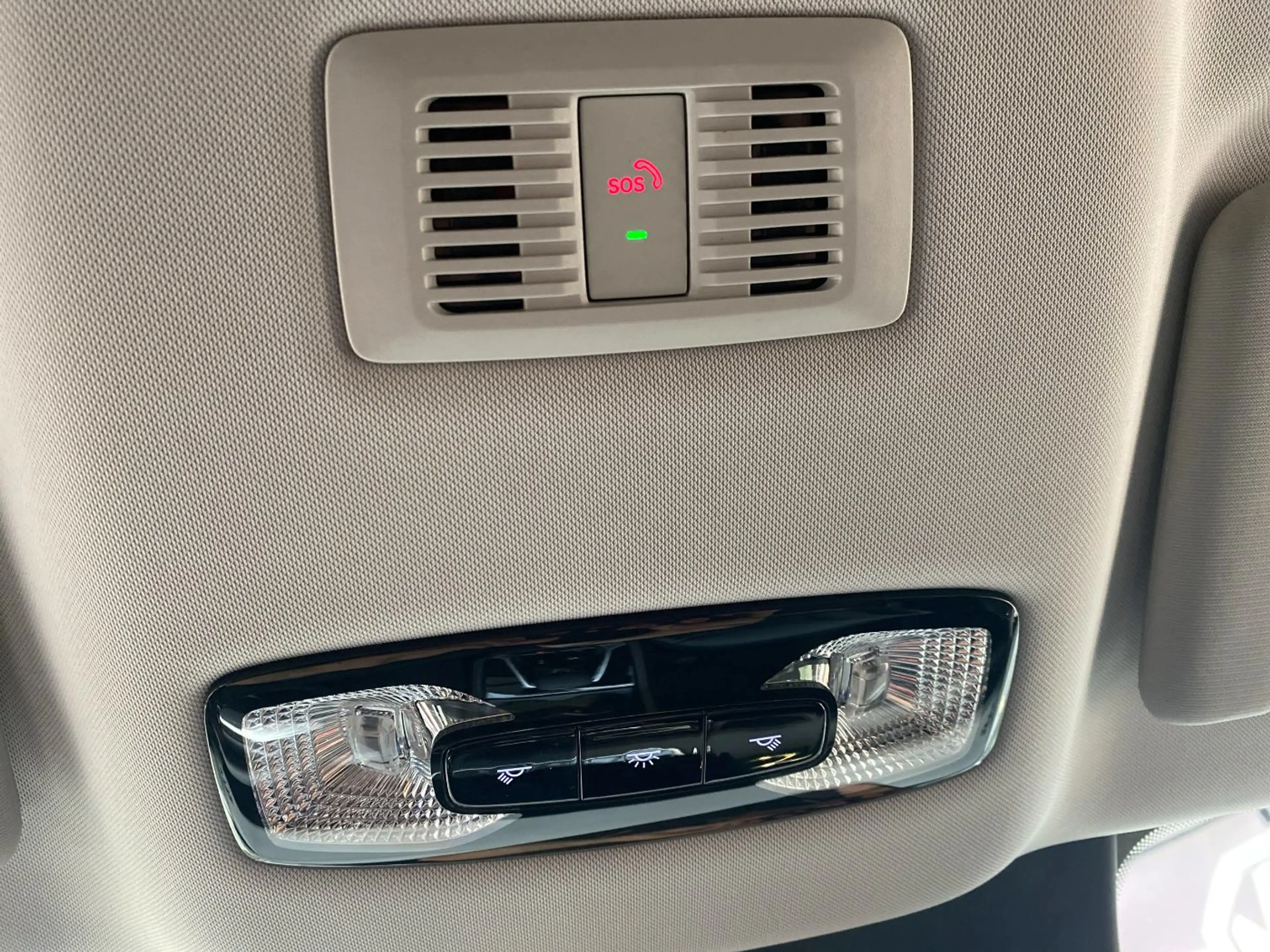 MG HS PHEV Luxury ACC LED Navi Pano SD SHZ 360 — photo 14