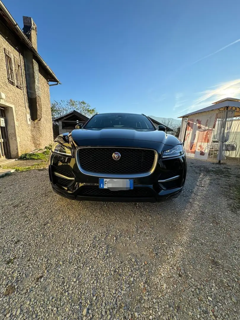 Jaguar F-Pace 2.0d i4 R-Sport awd 180cv auto my18 - 1
