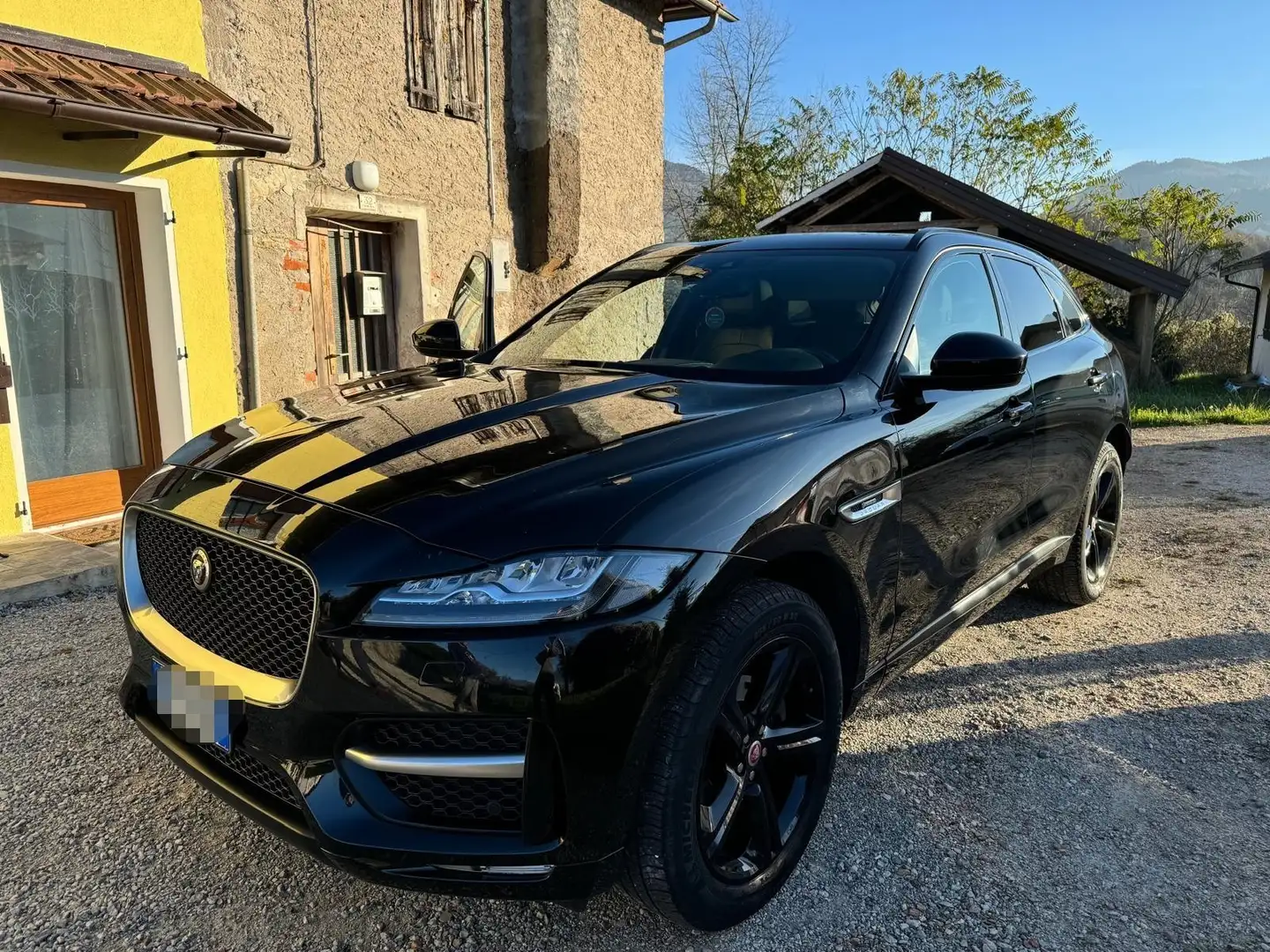 Jaguar F-Pace 2.0d i4 R-Sport awd 180cv auto my18 - 2