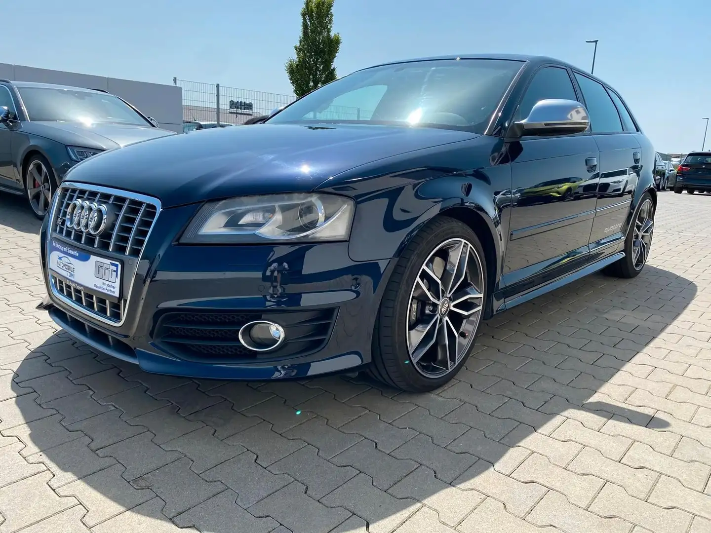 Audi S3 Sportback 2.0 TFSI quattro Blau - 1