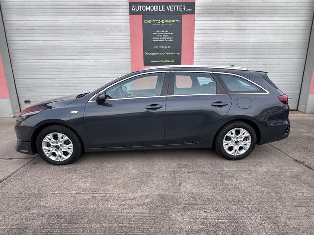 Kia Ceed SW / cee'd SW Vision